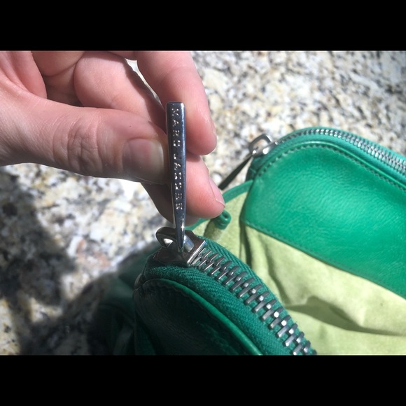 SOLD!!!!  Marc Jacobs Kelly Green Bag - Picture 5 of 8